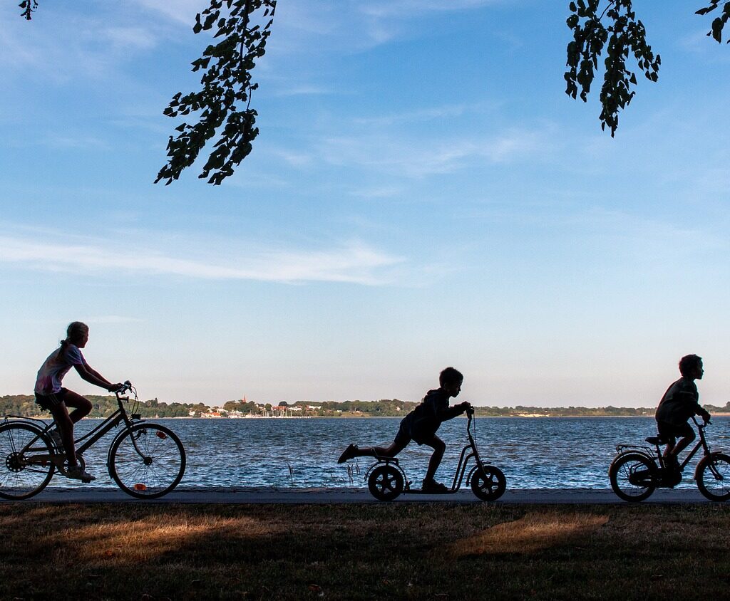 scooter, bicycle, leisure time, biking, bike ride, children, lake, excursion, bike tour, scooter, bicycle, nature, bicycle, biking, children, children, children, children, children